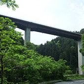 簗川ダム付替道路106号10号橋(JV)